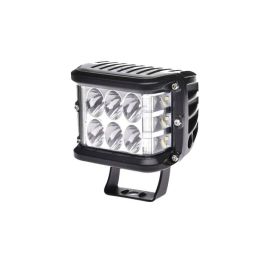 Automobile LED three-sided luminous spotlight